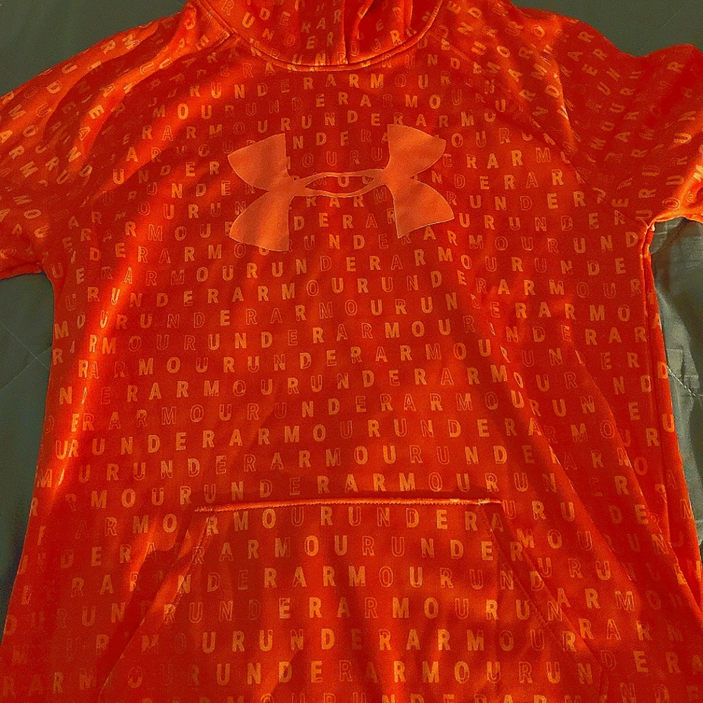 Under Armour hoodie. Has pockets. Never worn